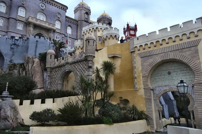 Sintra and Cascais Private Tour with Pena Palace Ticket Included - Private Pickup in Lisbon, and Why 8:00 am Matters