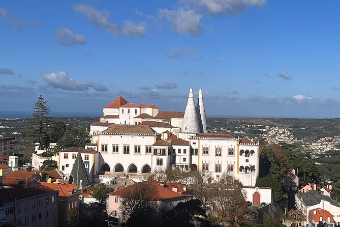 Sintra & Cascais: Private Full-Day Adventure in a Classic 4x4 - Sintra and Cascais from a classic 4x4: why this format works