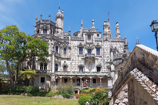 Sintra & Cascais: Private Full-Day Adventure in a Classic 4x4 - Morning in Sintra: National Palace, Biester Palace, and Castelo dos Mouros