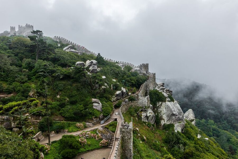Sintra: Castle of the Moors & Quinta Entry with Audio Guides - Transportation you can actually count on: train to Sintra, bus up to the castle