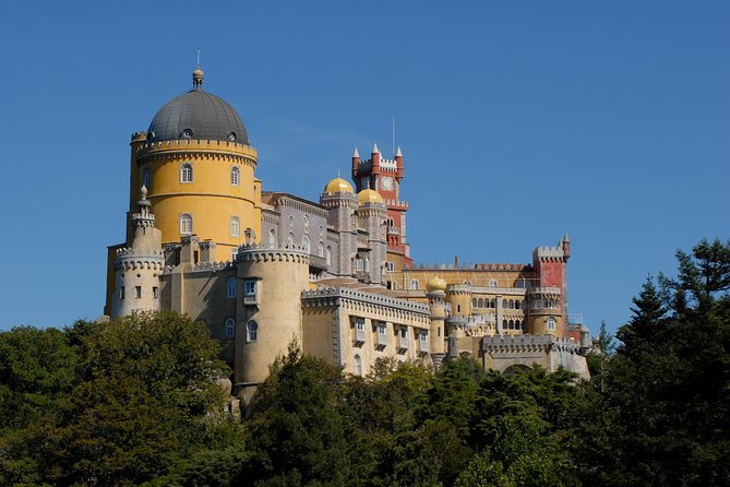 Sintra Deluxe from Lisbon with Pena Palace ticket - Sintra Lunch Break: 1.5 Hours to Reset and Eat Like a Local