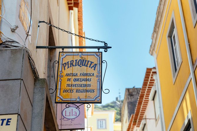 Sintra EXCLUSIVE Private Day Trip by Car with a Private Guide - A 5-hour Sintra plan that avoids the bus shuffle