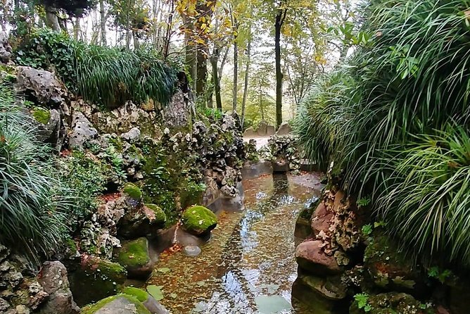 Sintra Half-Day Private Tour - A Journey through Wonderland - Sintra old town: pastries, breaks, and breathing space