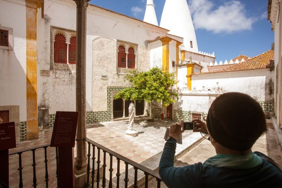 Sintra: Half-Day Tour with Royal Palace Ticket - Cascais and Estoril: a seaside finale, with one timing quirk