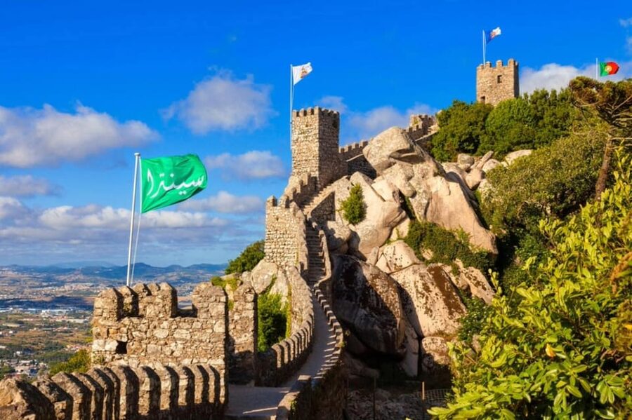 Sintra: Official Public Bus Transport: All Palaces & Castles - Timing in real life: buses every 5 to 10 minutes, but plan buffers