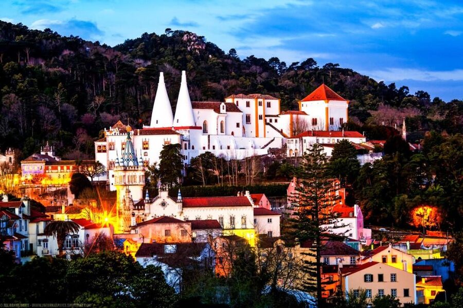 Sintra: Private Tour with Guided Pena Palace Experience - Key moments that make this tour worth your time