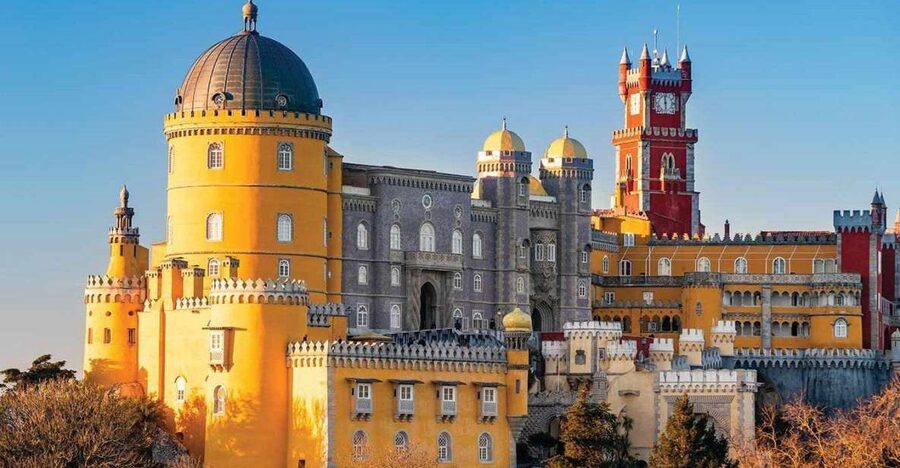 Sintra: Private Tour with Guided Pena Palace Experience - Practical tips so you enjoy every minute