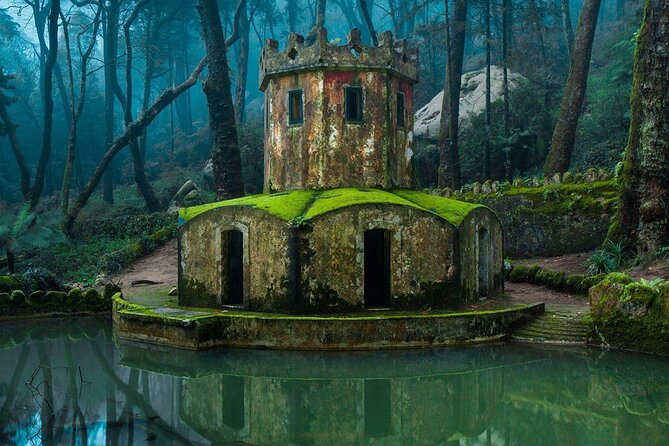 Sintra Private Tour with Tickets: Pena Palace & Moorish Castle - Piriquita pastries and the Centro Historico: your sweet, local payoff