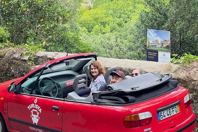Sintra Walking Tour: Romantic Village & Palaces - Camara Municipal de Sintra and the clue that explains Sintra’s style mix