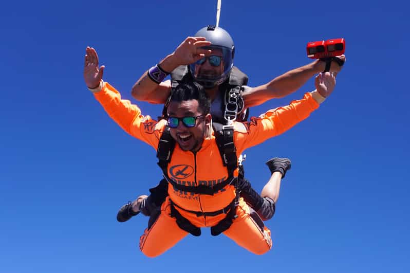 Skydive Algarve: Tandem Skydiving 10.000ft (up to 15.000ft) - Key things you’ll care about most