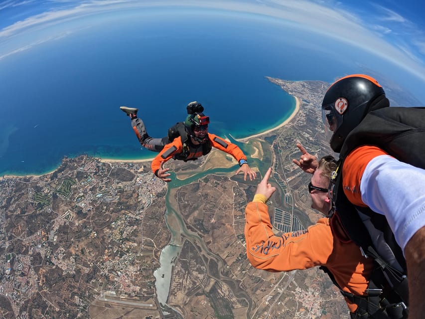 Skydive Algarve: Tandem Skydiving 10.000ft (up to 15.000ft) - The 15-minute flight over the Algarve: ocean views and real anticipation