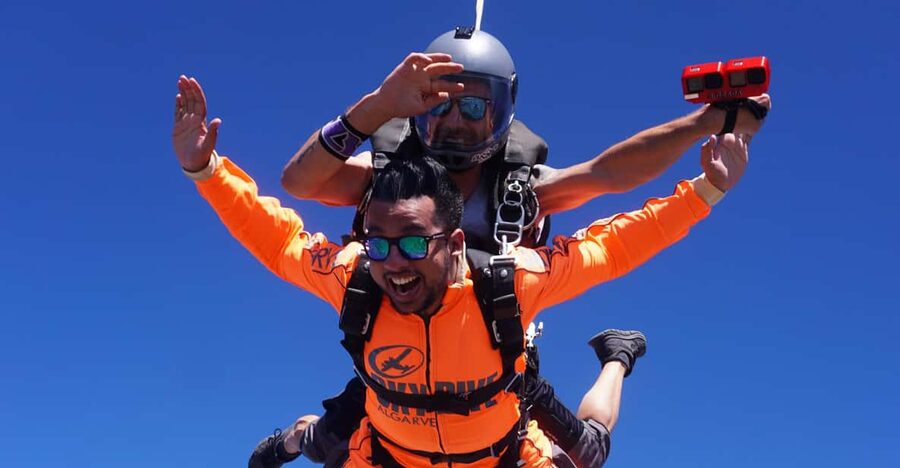 Skydive Algarve: Tandem Skydiving 10.000ft (up to 15.000ft) - Under canopy for 5 to 7 minutes: slow time and big views