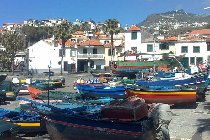 Small Group West Tour Waterfalls & Fanal Forest Tour - Ponta do Sol: a short stop that feels like a mini reset