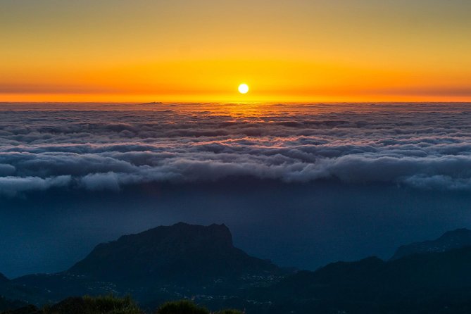 Sunrise Tour @ Pico Do Areiro | Half Day 4x4 Tour - The Balcoes de Ribeiro Frio levada walk: quieter, easier, and scenic