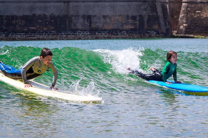 Surf Lesson - Changing Rooms, Valuables, and Comfort Stuff You Should Plan For