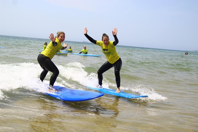 Surf Lesson on Praia de Carcavelos - Key points before you go