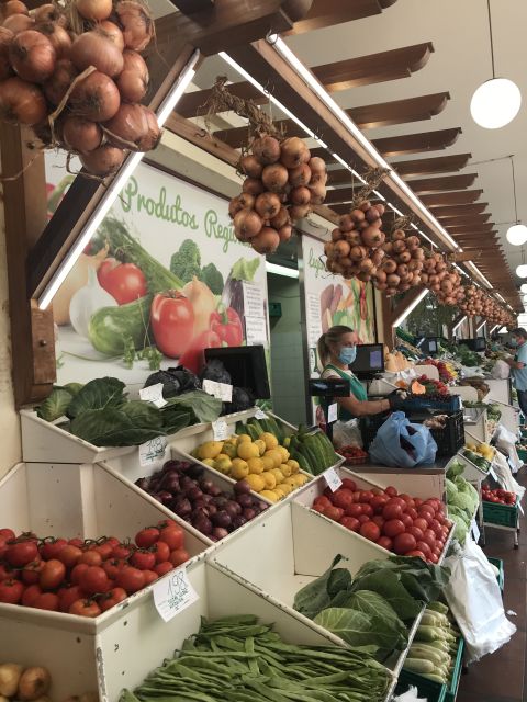 Taste Funchal: food, wine and cultural tour - Start at Christopher Columbus Square, where the tour finds its rhythm