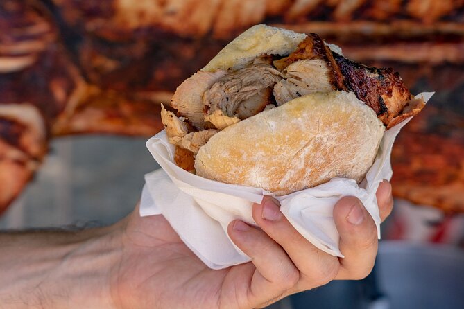 Taste of Porto: The Ultimate Full Meal Portuguese Food Tour - Guides Who Keep the Pace Friendly (and the Info Useful)