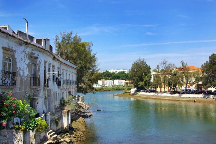 Tavira: Tuk-Tuk City Tour - Castle Stop: A Short Time for Tall Views