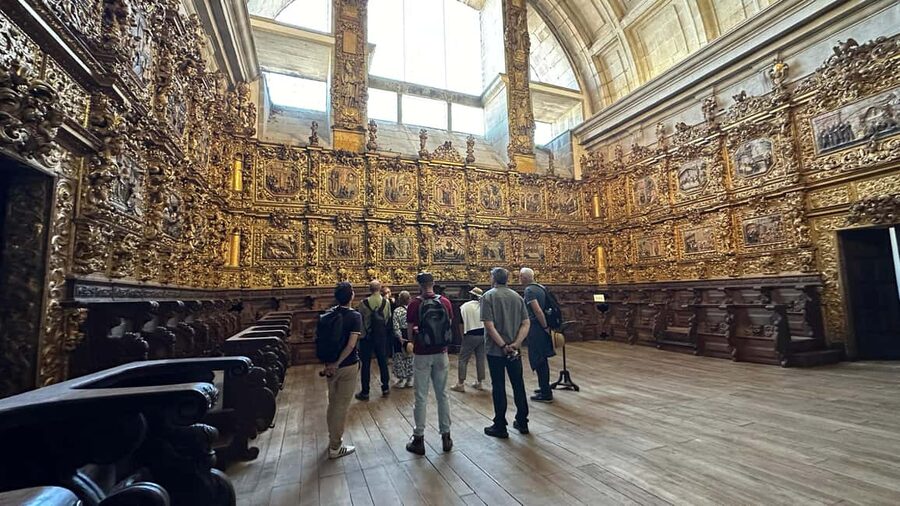 The Beautiful Story of Porto: Guided Tour with Entry Tickets - Price and value: what $44 buys you in Porto