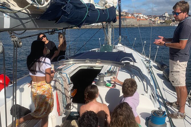 The Best Douro Boat Tour - Stop 1, Cais da Ribeira: Slower Passing Time for Real Looking