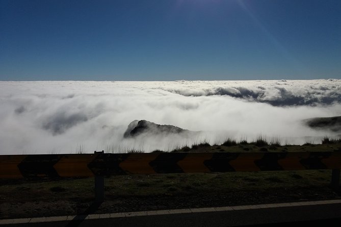 The East Tour-Pico do Areeiro,Santana & Pico do Facho Small Group - Faial viewpoint and the Laurisilva forest feeling
