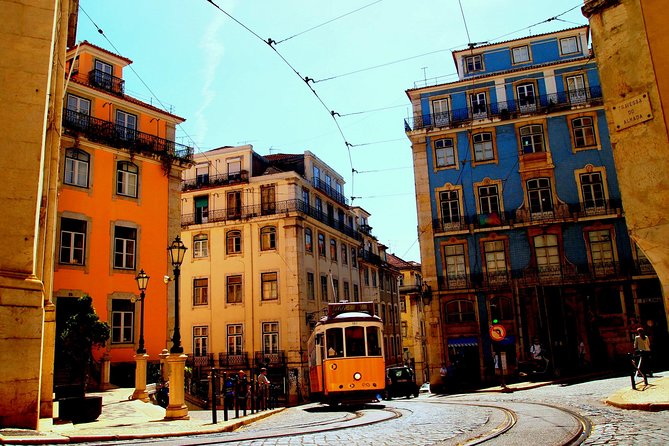The Lisbon City Tour with Tickets - Ajuda Palace and the Royal Treasure Museum: the day-of-the-week twist
