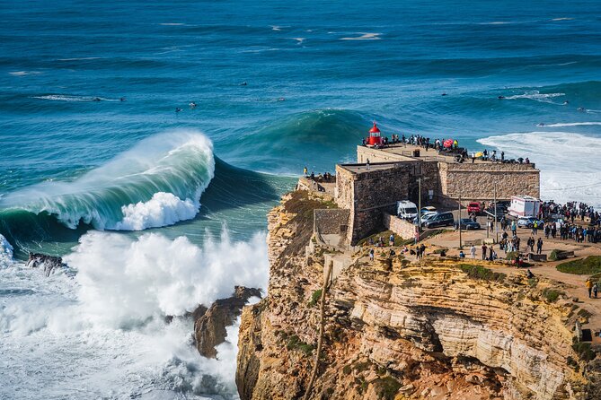 Three Cities in One Day: Porto, Nazare and Obidos from Lisbon - Lisbon pickup and the road north: what the morning feels like