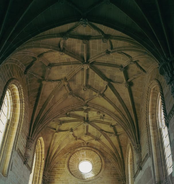 Tomar: Knight's Templar Castle and Convent of Christ Tour - Quick hits before you go