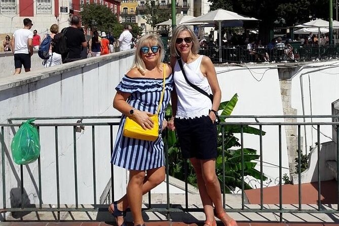 Tour of Lisbon in a Private Tour - Portas do Sol: A Short Stop That Feels Like a Real Break