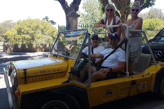 Tour Sintra in talking-car PT EN ES FR IT DE DU with GPS - Palácio da Vila and Quinta da Regaleira: start strong with stories
