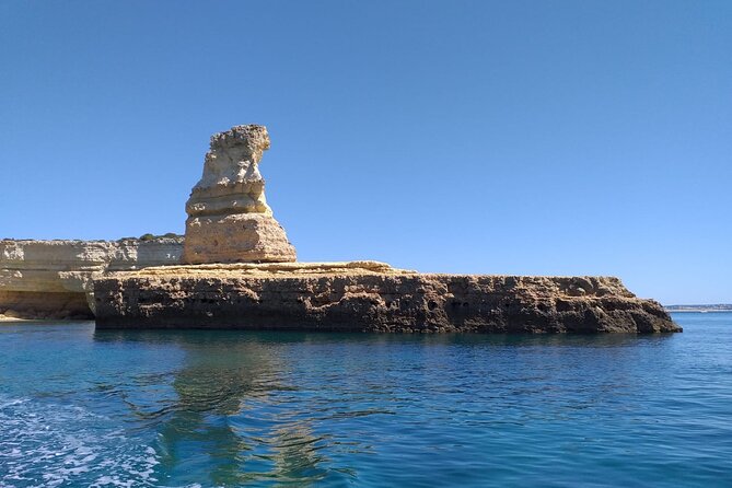 Tour to Benagil Caves and Coastline in Albufeira - Albandeira and Marinha: cliff walls, arches, and the best photo moments