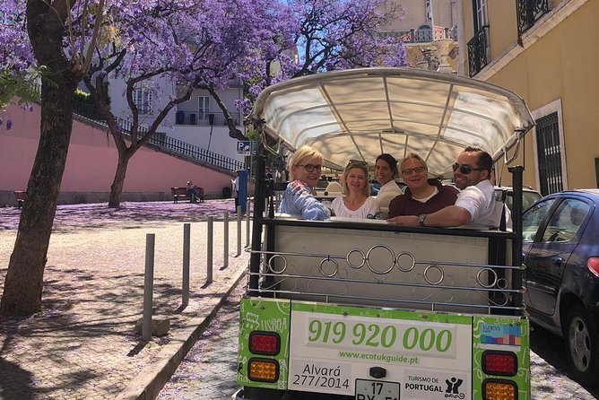 Tuk Tuk Lisbon: The Best of Lisbon in Half a Day - Igreja de São Vicente de Fora: Philip I’s patronage in stone