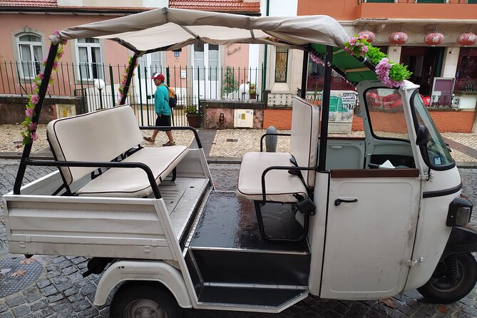 Tuk Tuk Transfer With Sintra Pena Ticket From Meeting Point - Ride Comfort, Group Size, and the Reality of Tuk Tuks