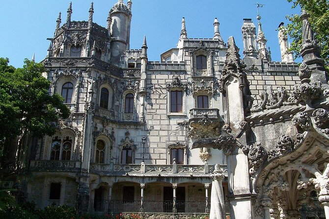 Unforgettable Sintra Tour E-CAR GPS audio-guided route that informs and entertains! - Parking, entry tickets, and how to avoid wasted time