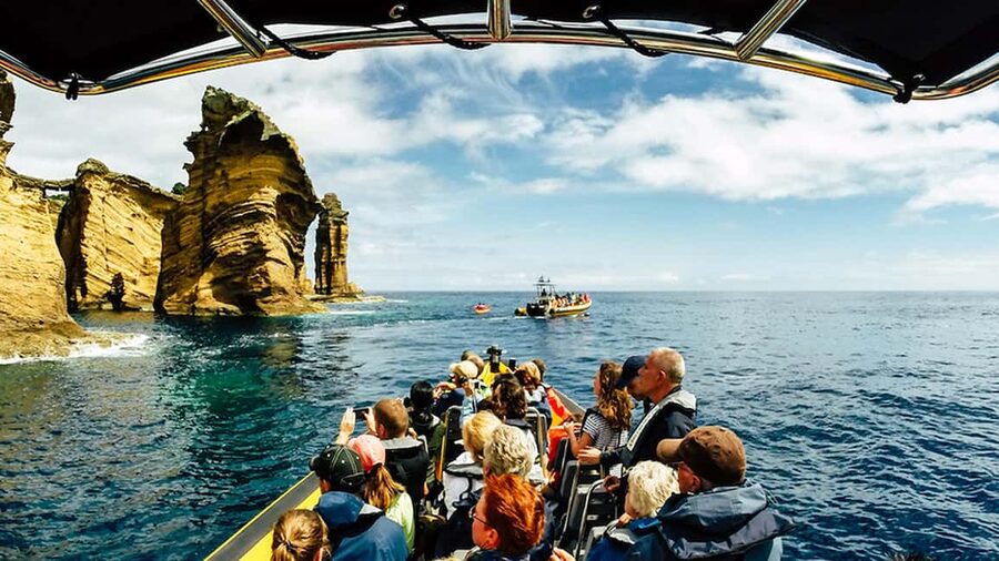 Vila Franca Islet: Around The Islet Guided Boat Tour - What you’ll learn: local history plus Atlantic context