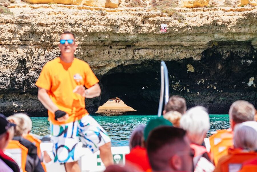 Vilamoura: Benagil Cave Boat Tour with Entry - Vilamoura to Benagil Cave: the ride is half the fun