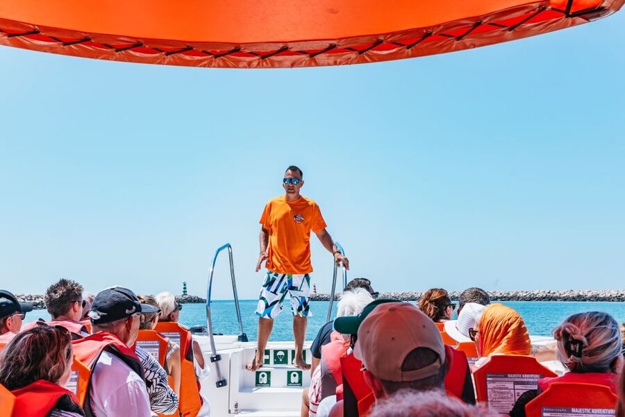 Vilamoura: Benagil Cave Boat Tour with Entry - Coasts, coves, and the guided stops between caves