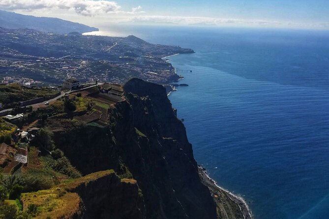 West Madeira Island Guided Tour & Fanal Mystic Forest - Miradouro do Véu da Noiva: finishing with a waterfall look