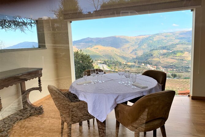 Winery Tour and Wine Tasting Quinta da Portela de Baixo in Lamego - Key moments you will remember from the Quinta da Portela de Baixo tasting
