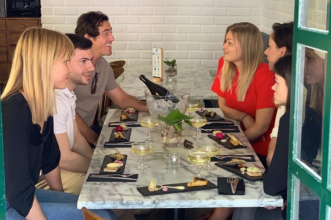 Winner 2025 Undiscovered Lisbon Food & Wine Tour by Eating Europe - Viewpoint time and São Jorge comfort food with green-wine energy